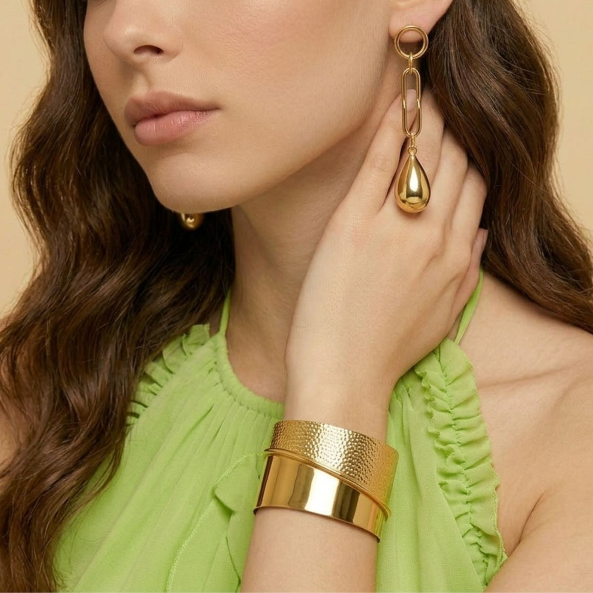 Aura Teardrop Link Earrings