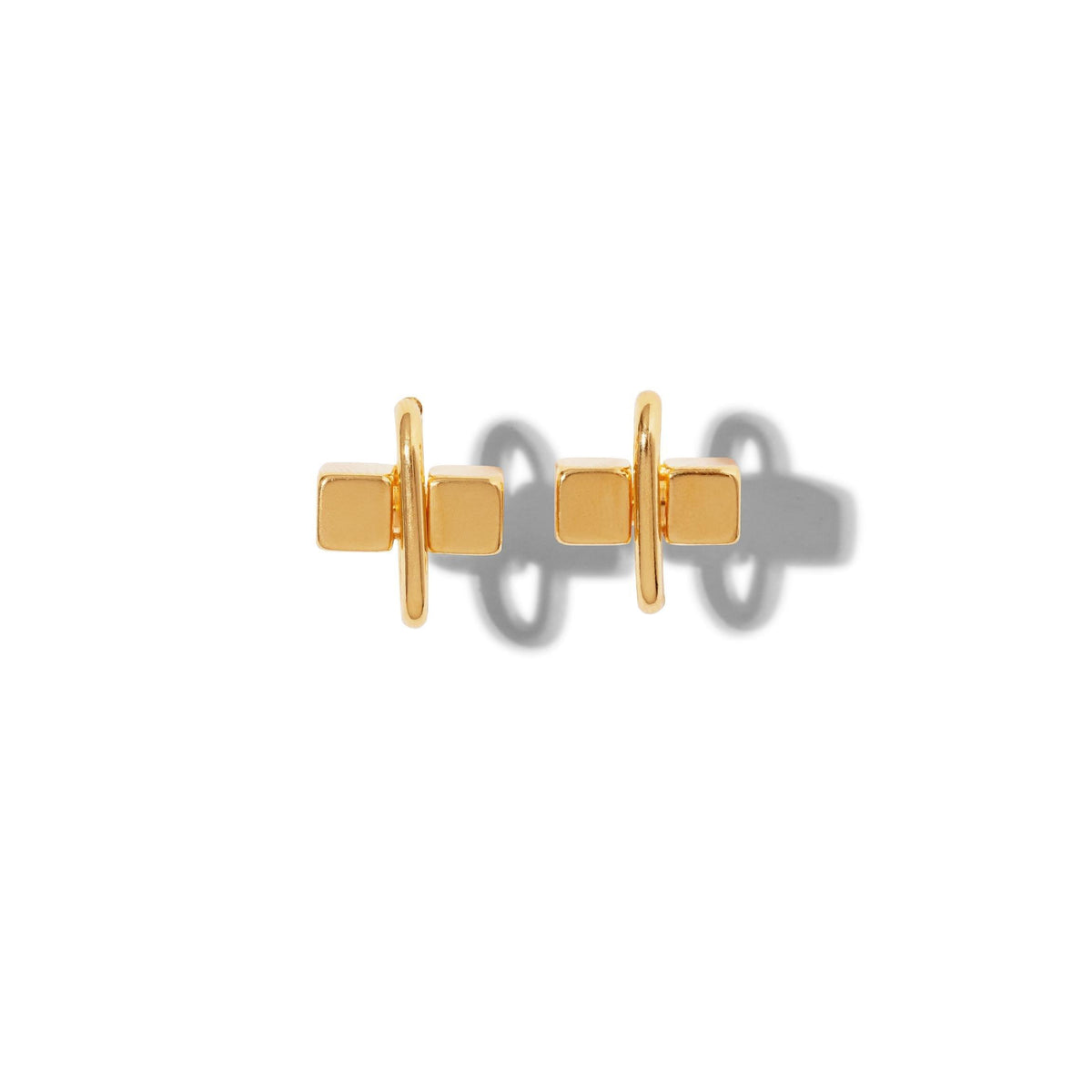 Les or Blockbuster puce Post boucles d'oreilles par JAREDJAMIN Bijoux en Ligne présentent modern 18K or plating avec a horizontal bar intersecting a smooth bague, highlighting their geometric design et poli metallic finish.