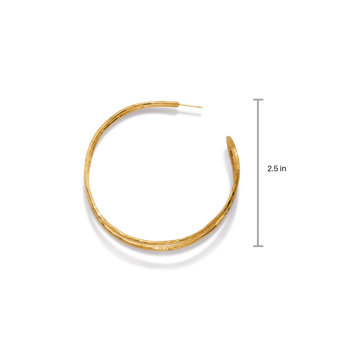 Les or Mimi créole Post boucle d'oreille par JAREDJAMIN Bijoux en Ligne is a large, circular 18K plaqué or boucle d'oreille avec a texturé finish, montré sur a fond blanc. It features a thin post et measures 2.5 inches in diameter.