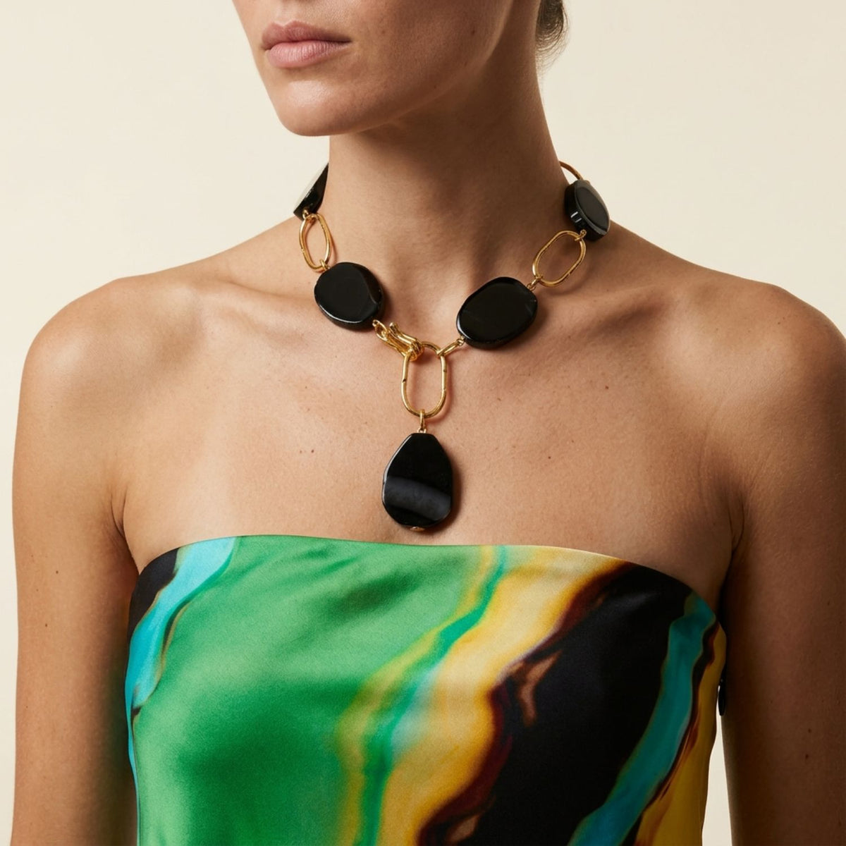 Gold Shackle Onyx Necklace