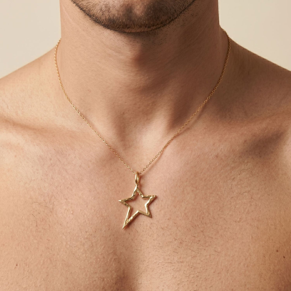 Charm colgante de estrella fugaz dorada (pequeño)