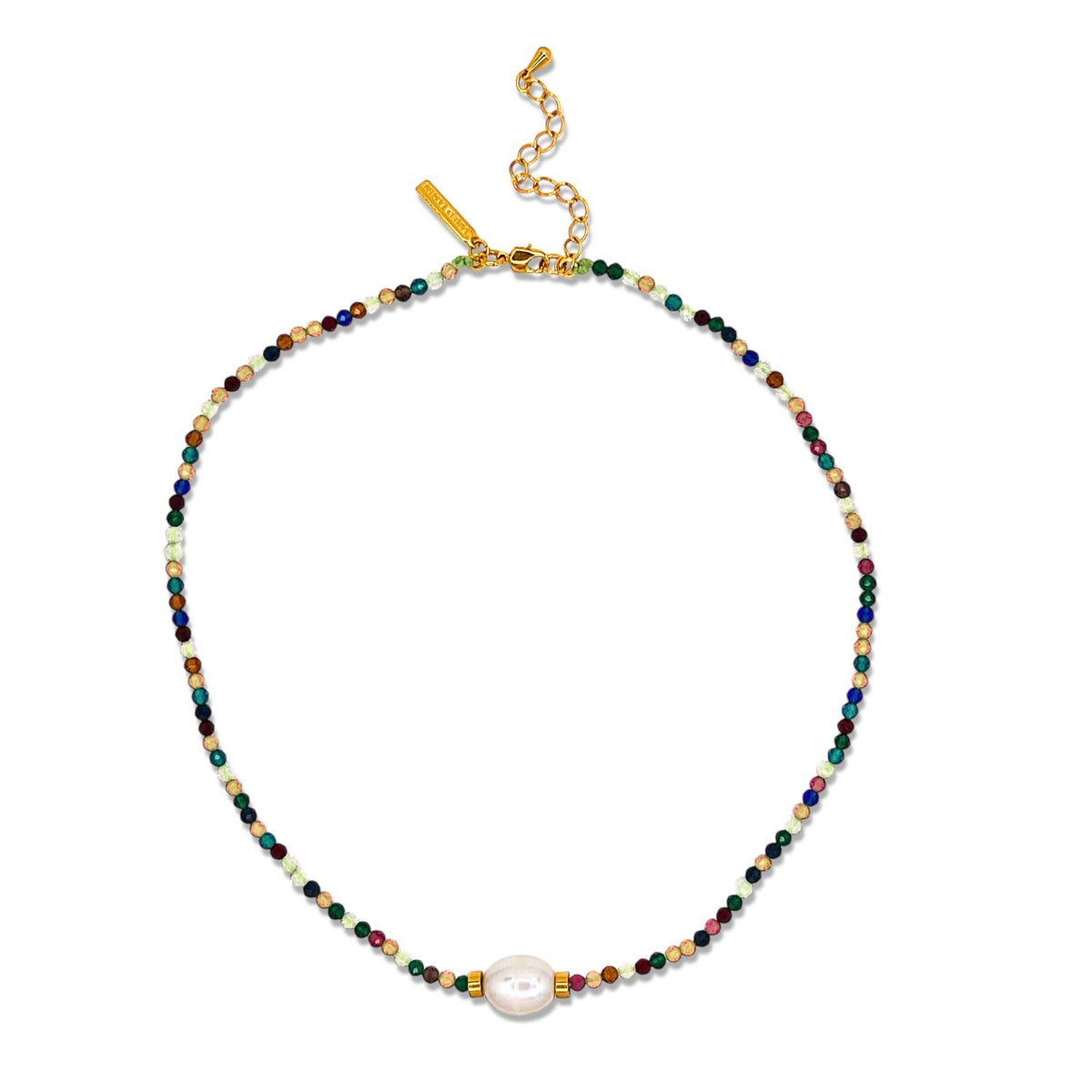 Los Rowan Multi Color collar de JAREDJAMIN Joyería Online features multi-colored faceted beads en un vibrant pattern, a central large white freshwater perla, y a oro clasp con extender y rectangular oro tag. Adjustable length.