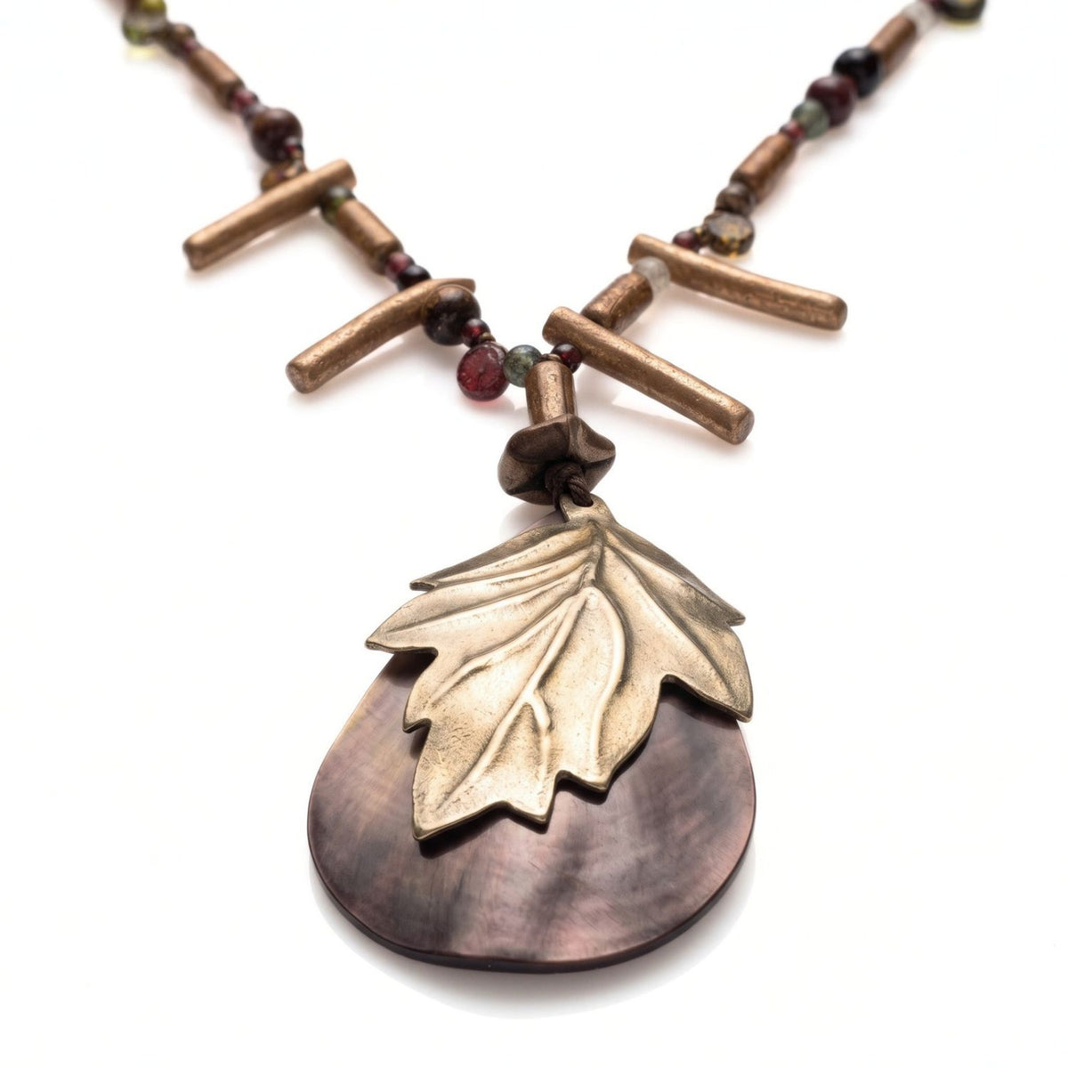 Daphne Vintage Pendant Necklace