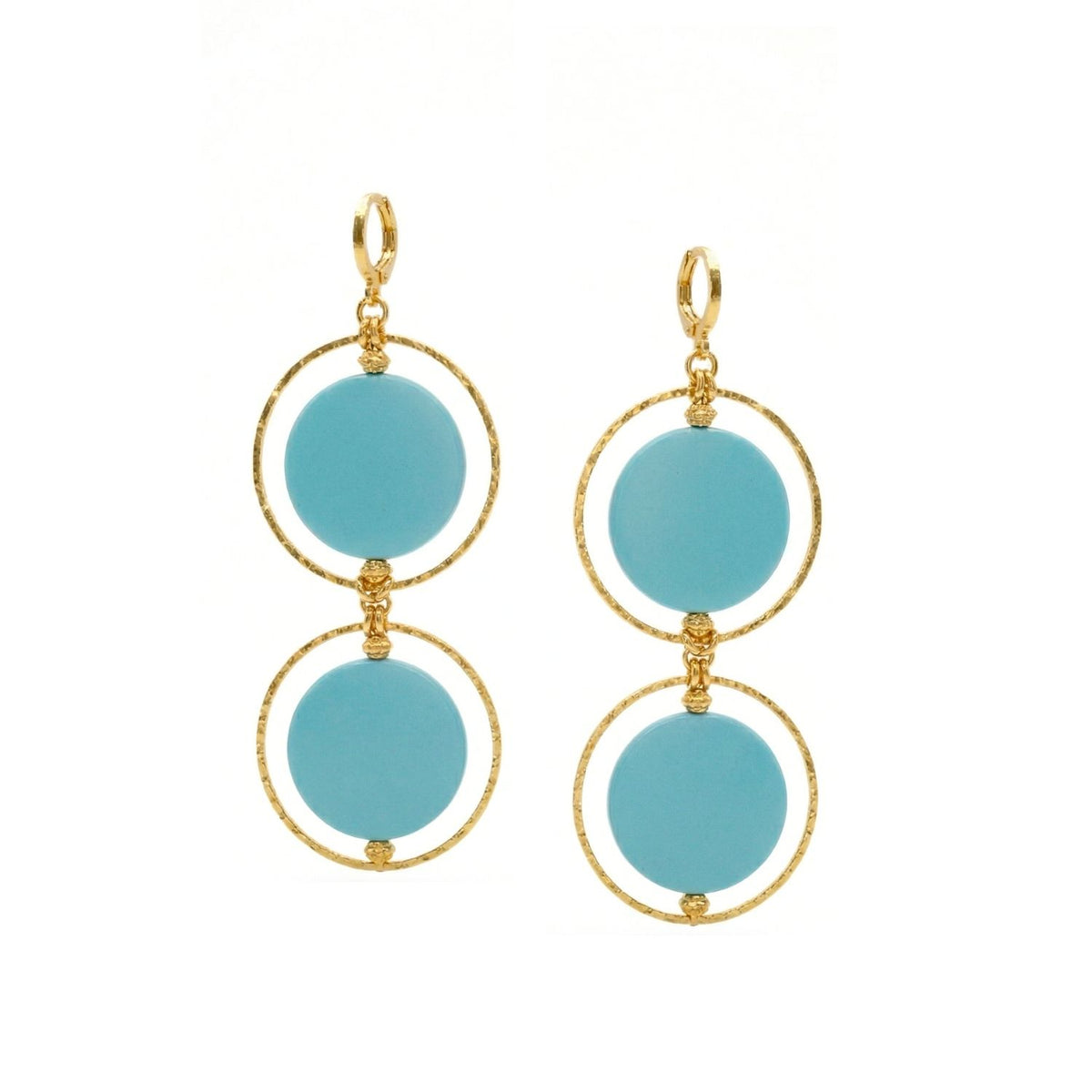 Hand-assembled in our West Hollywood studio, Twiggy Dangles balance turquoise-blue discs inside textured 18k gold-plated frames. Crafted in small, eco-conscious batches. Style Note: punctuates tailored shirts or slips seamlessly into night.