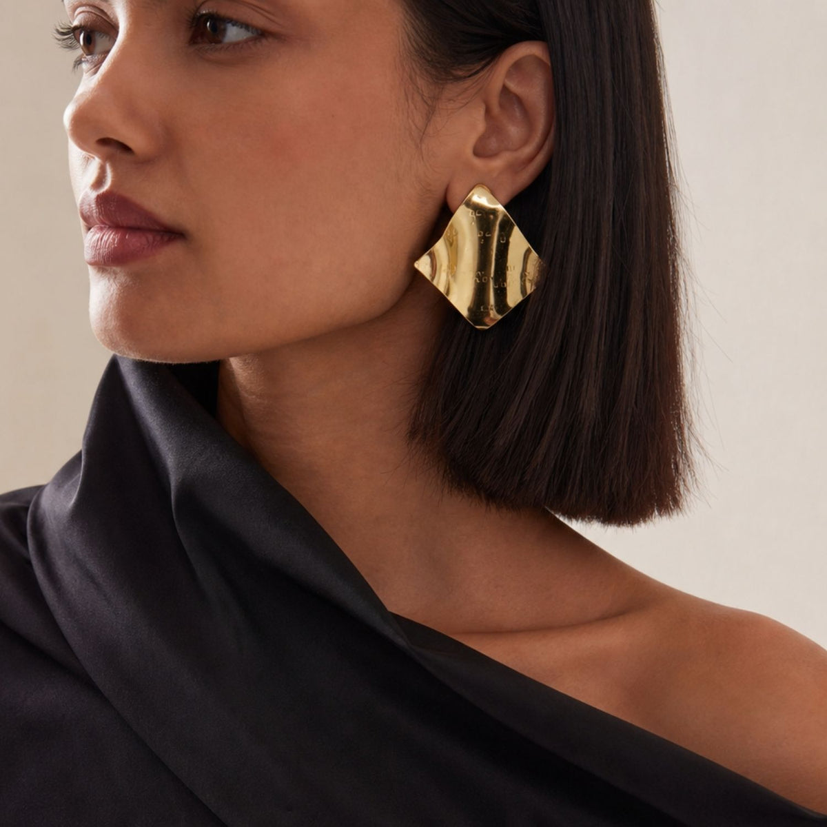 Whitney Wave Earrings