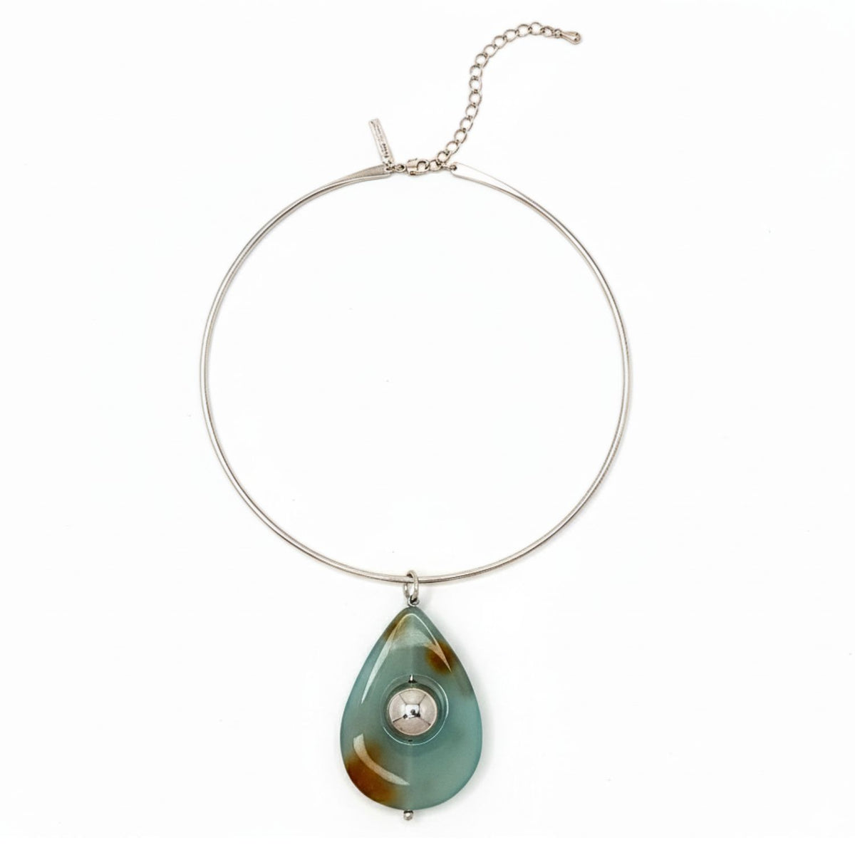 JAREDJAMIN Zenith colgante collar: plata-plated neck wire con a removable teardrop agate colgante con blue y brown banding.