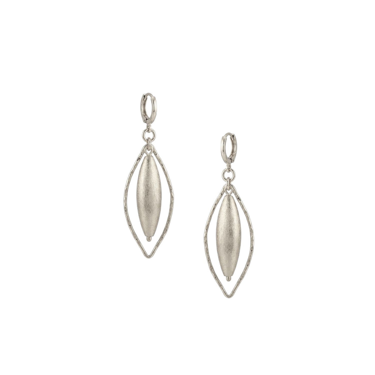 Hand-assembled in our West Hollywood studio, these small Zeppelin Haley Silver Earrings sculpt an elongated oval bead within a refined marquise frame. Crafted in mindful, small-batch runs. Style Note: punctuates knits or sharp tailoring with discreet edge.